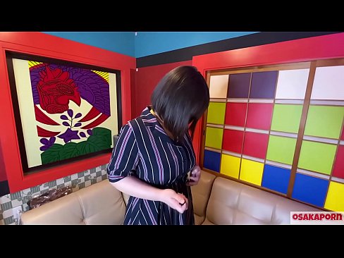 ❤️ Cutie Japanese nwere nnukwu nnụnnụ tit na-eji ihe ụmụaka egwuri egwu na-enwe mmekọahụ na-emetọ onwe ya ma nwee orgasm. Ọ na-ekwu na N'ajụjụ ọnụ banyere ya iberibe ahụmahụ. Nnukwu nnụnnụ tit na ọtụ ntutu na-asụ ude nke ukwuu. Osakaporn ❌ Anal video ️❤
