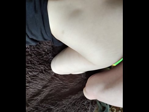 ❤️ Nwa agbọghọ Russia na-asụ ude n'ụlọ gbasara akụkụ 2 ❌ Anal video ️❤